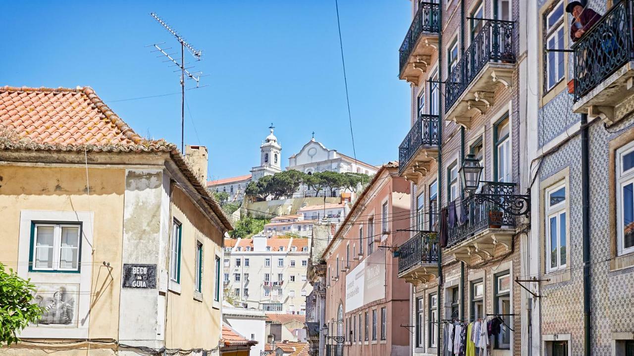 Downtown Lovers Apartments: Costa Do Castelo Apartment *