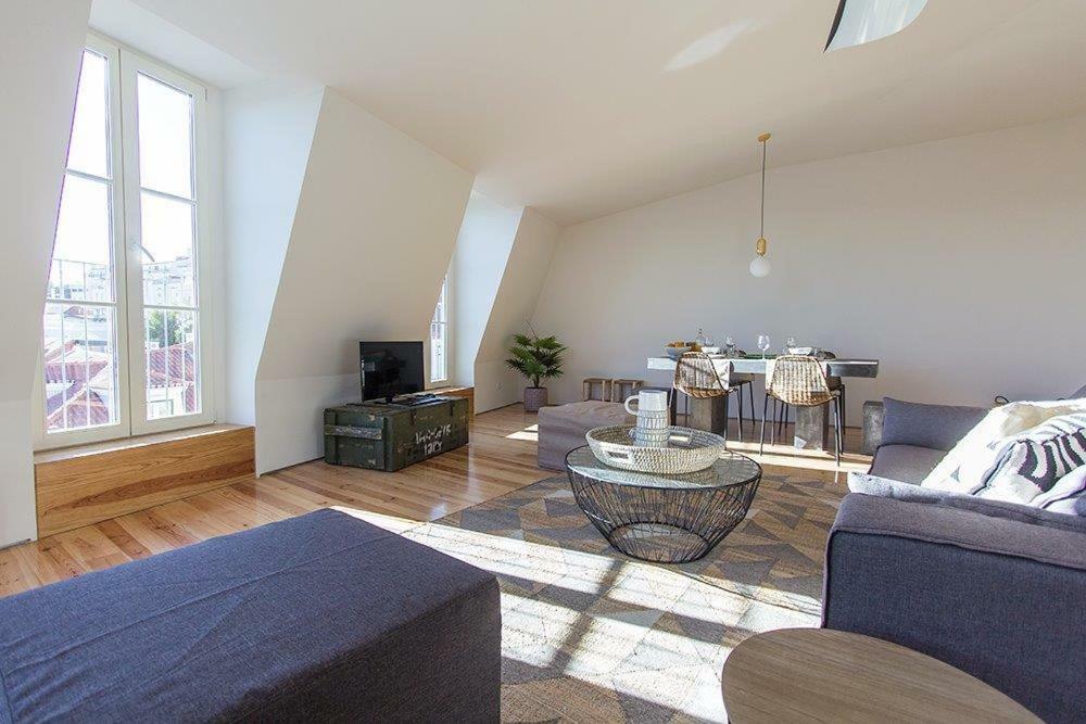 Apartment Luxury T.m. Penthouse With A View Lisbon