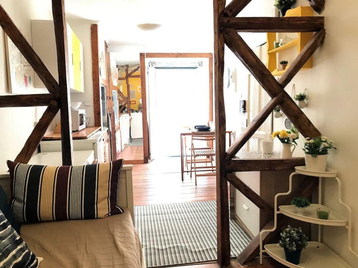 Typical Studio In Great Location! Tram 28! Lisbon