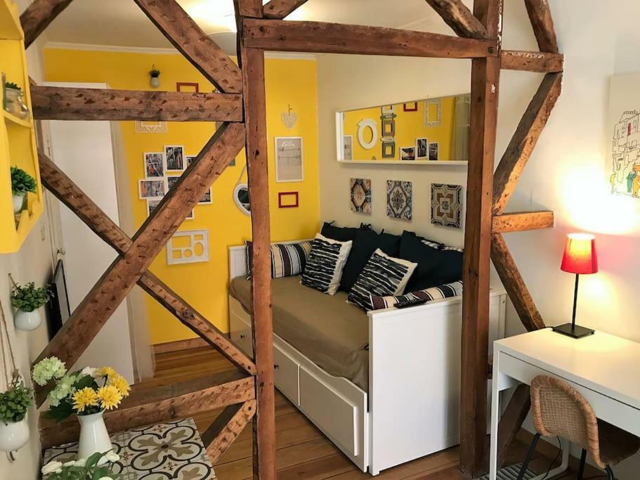 Typical Studio In Great Location! Tram 28! Apartment