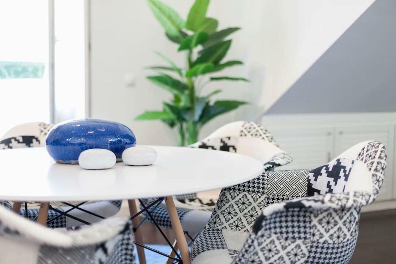 Explore Vibrant From A Designer Loft At Casa Da Barroca Apartamento