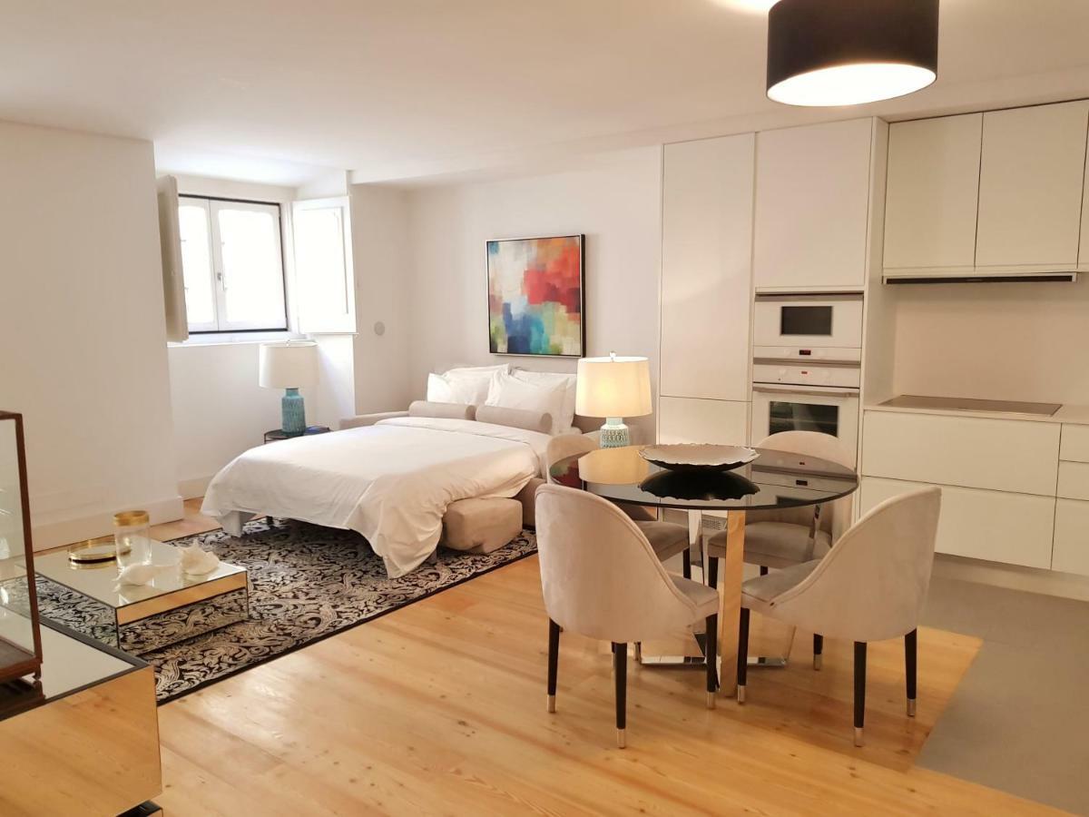 Finestay Santana