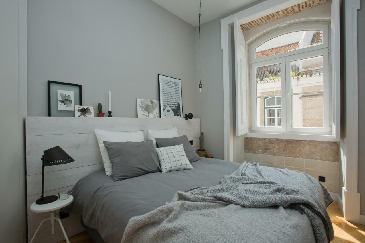 Apartment Urban Chic Alfama: Renovated 19th Century Flat Lisbon