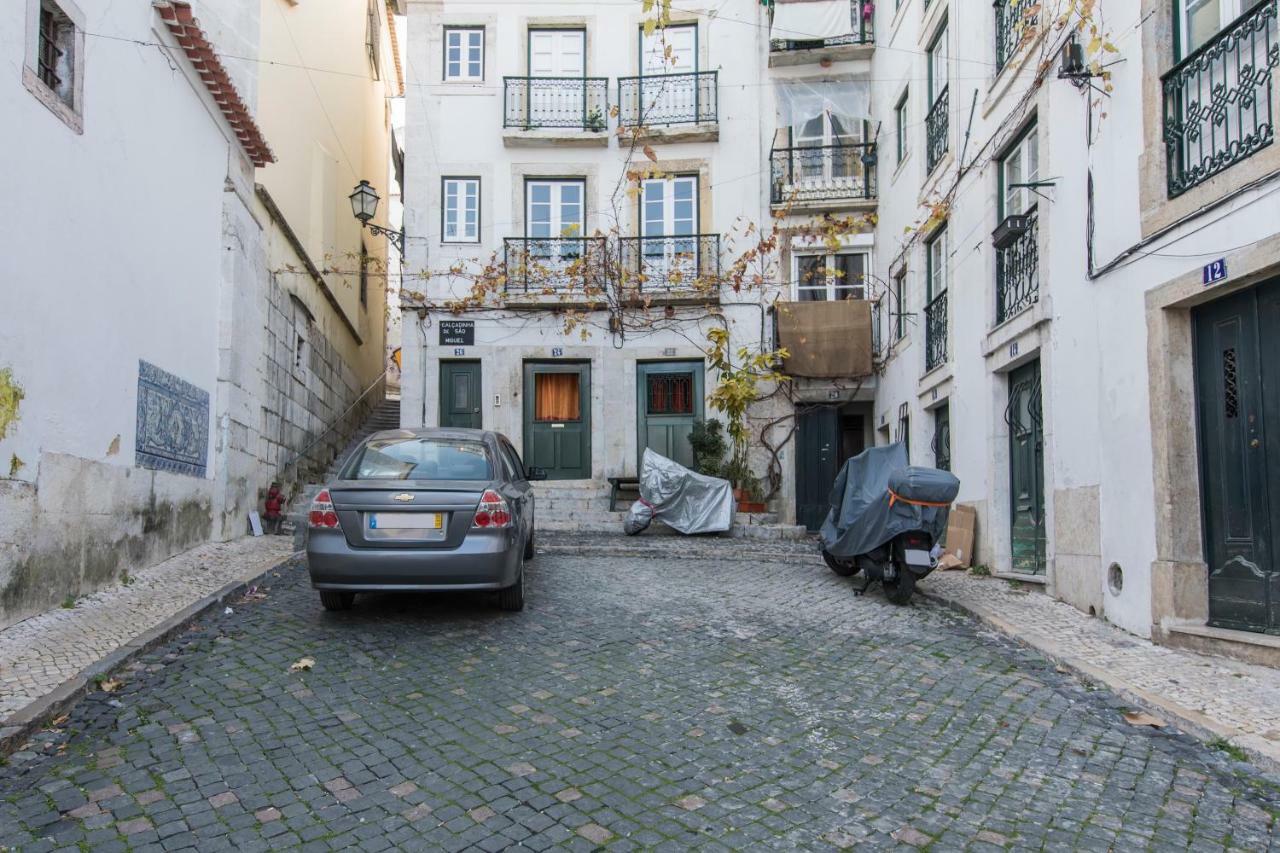Cosy Alfama Apartment