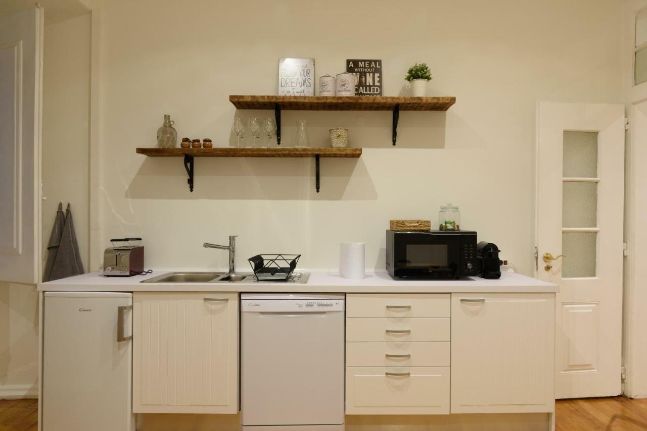 Apartment Janelas Verdes *