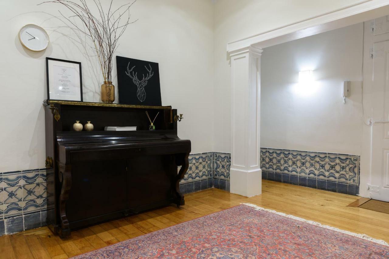 Apartment Janelas Verdes Lisbon