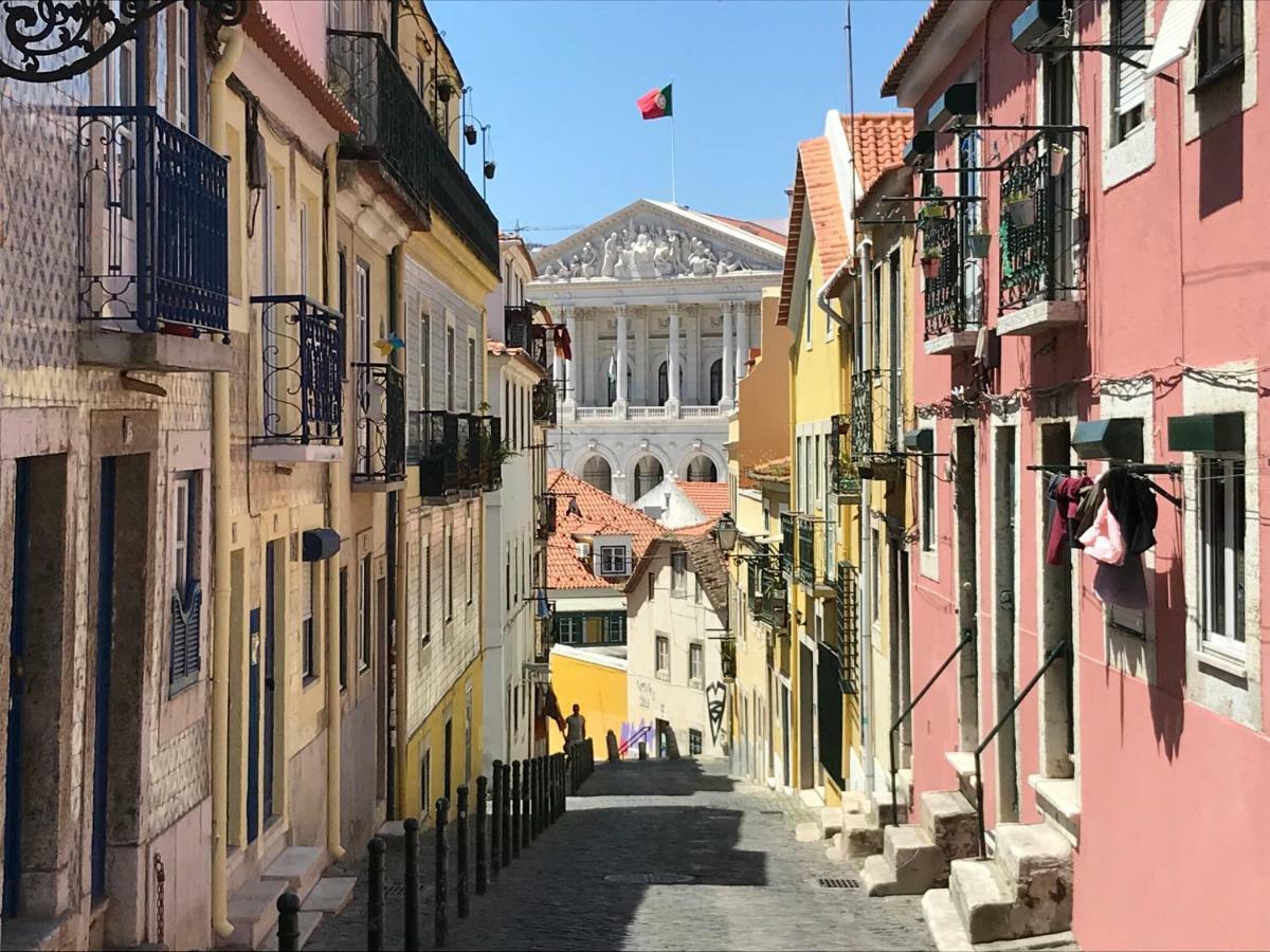 #tram28_cosy Lisbon