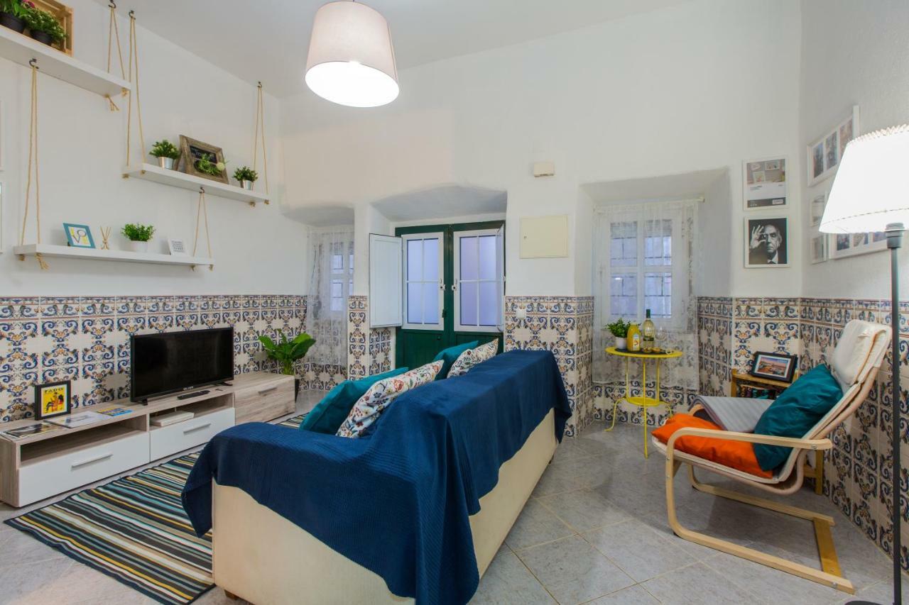 Santos Neighborhood Apartment