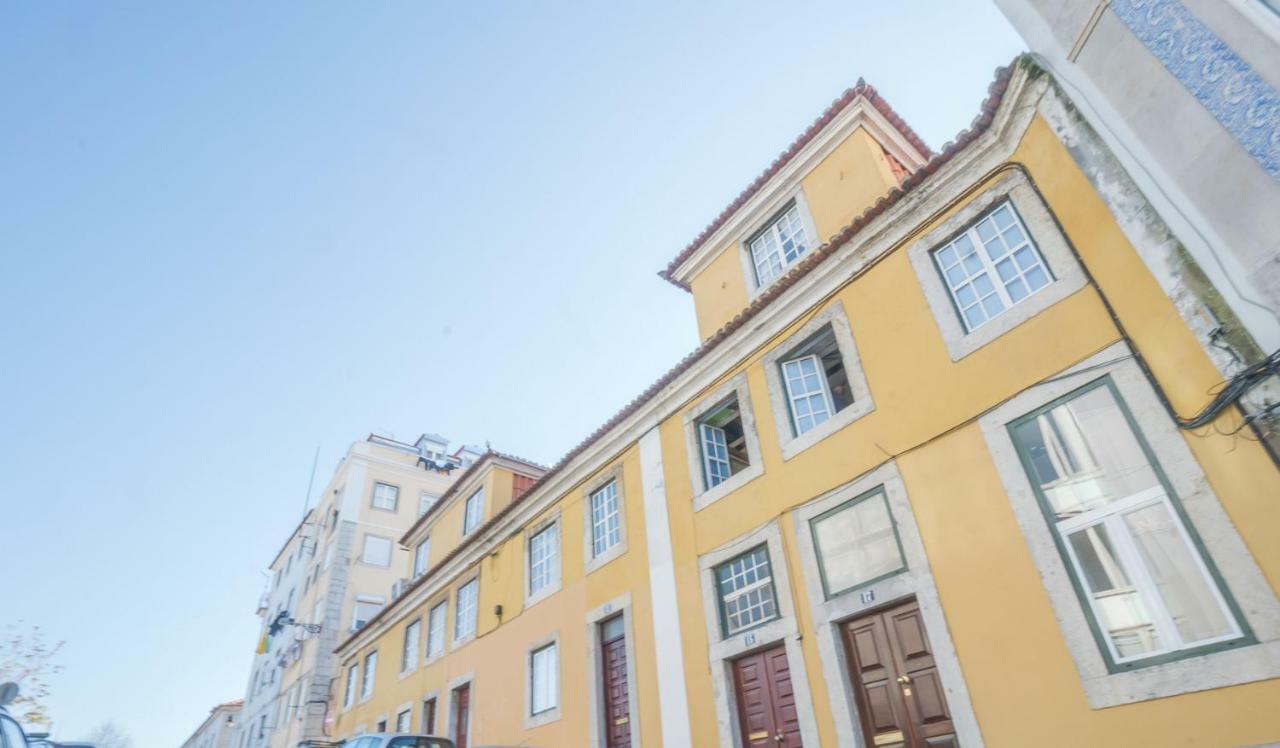 Apartment Lavra Tram Lisbon