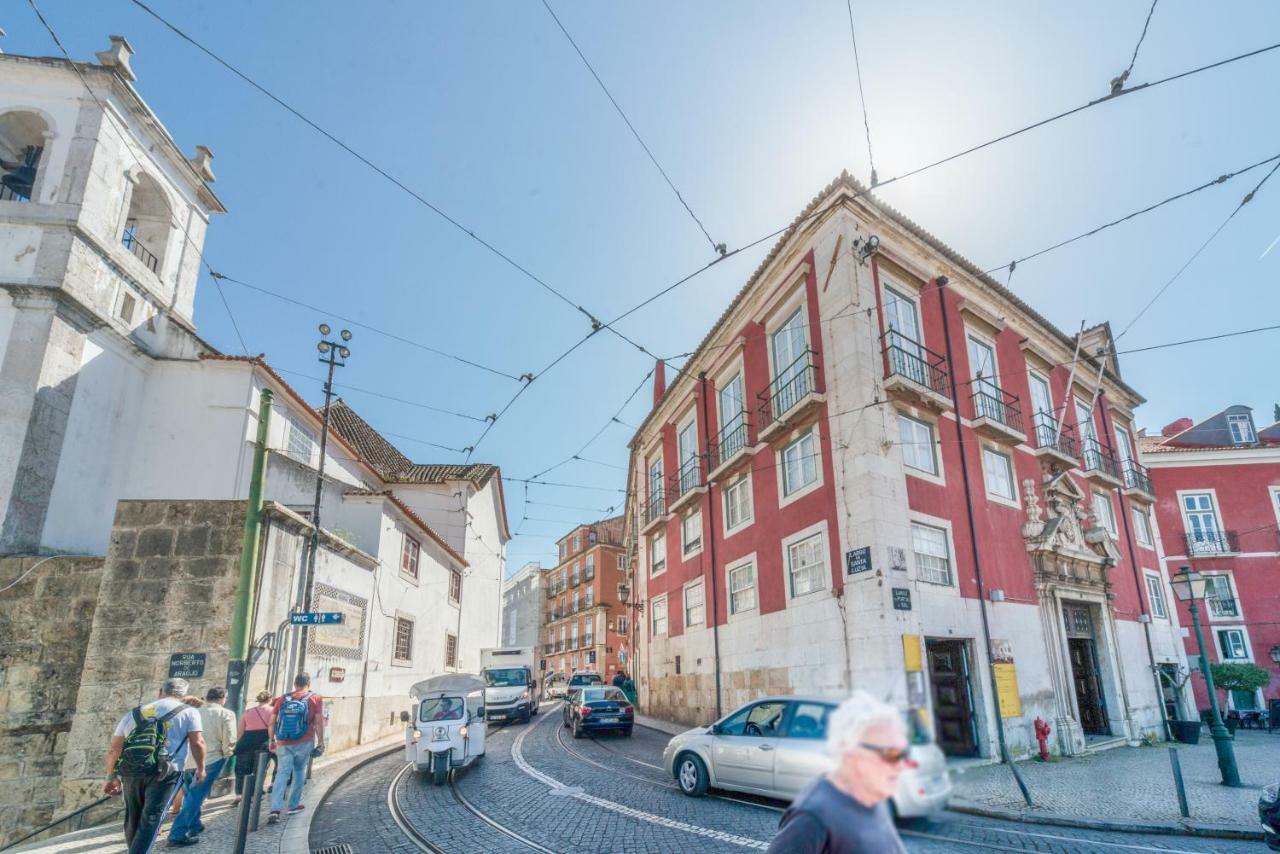 Alfama Lyfe