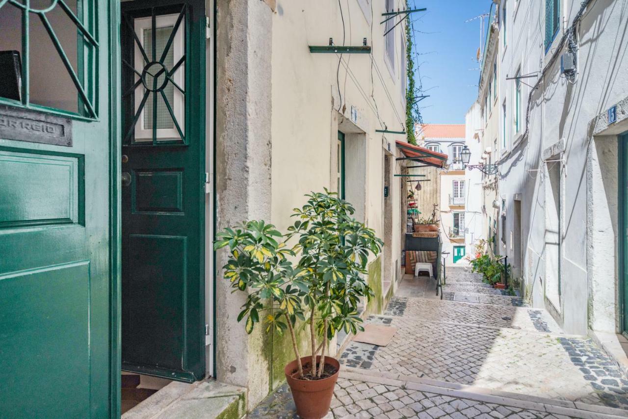 Alfama Lyfe