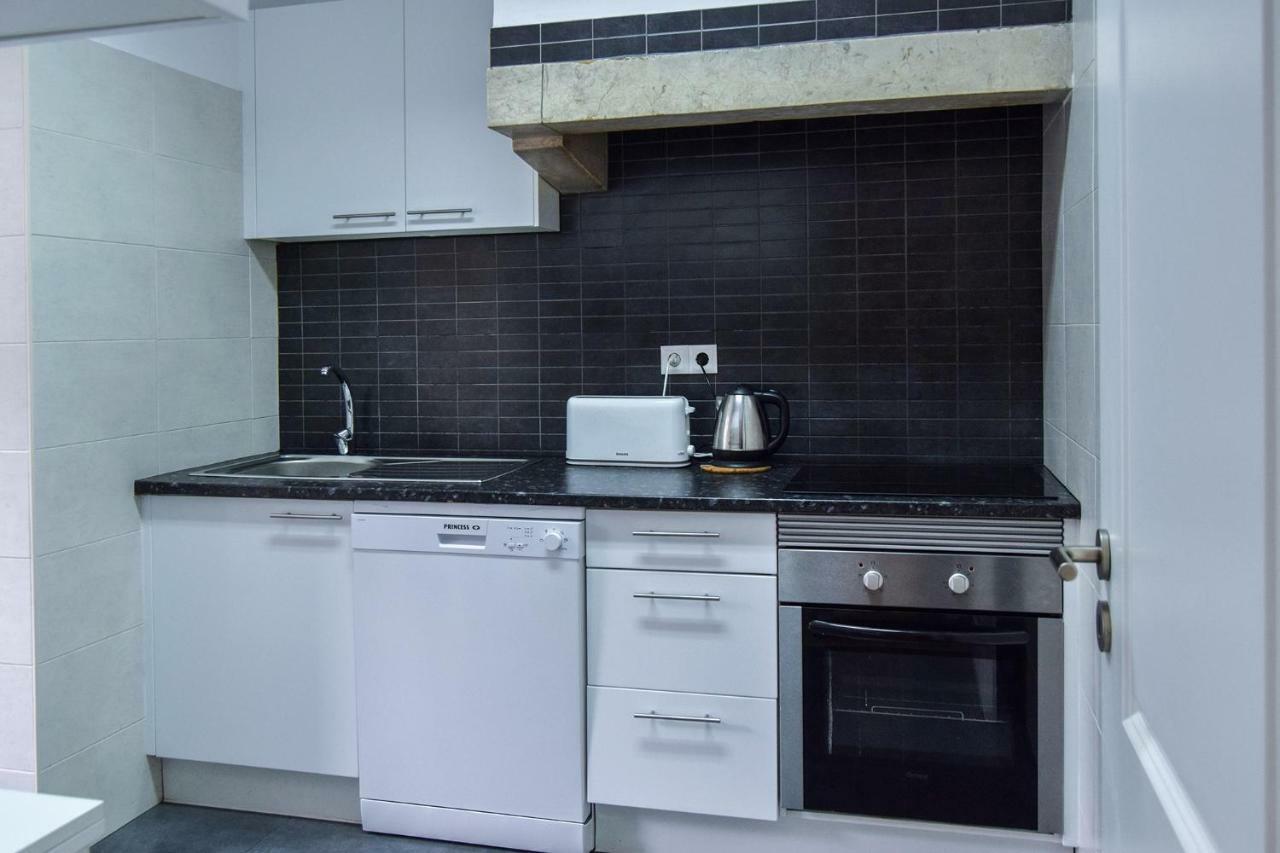 Apartment Family House *