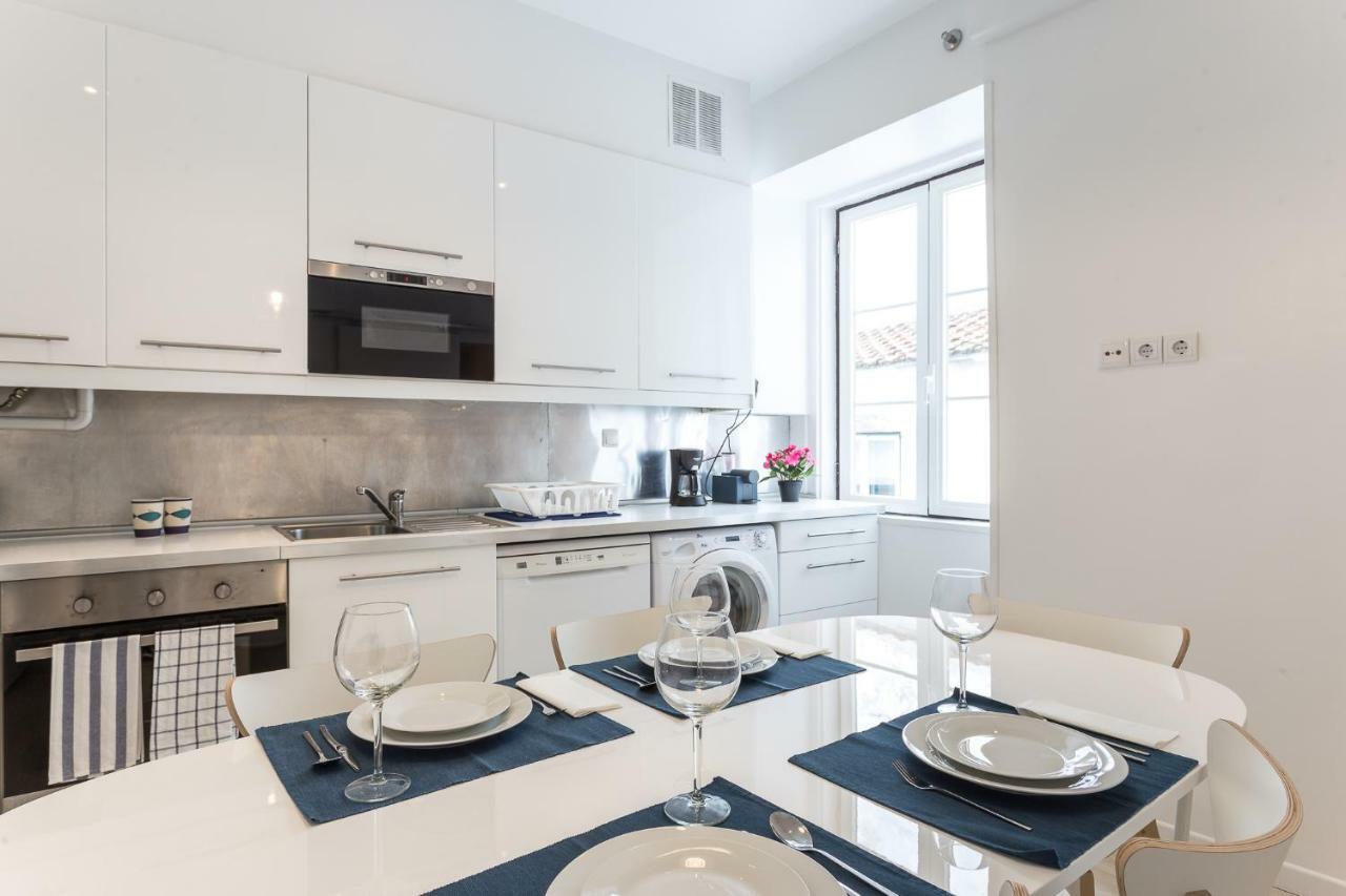 Three Bedroom In Historical Centre -bairro Alto *