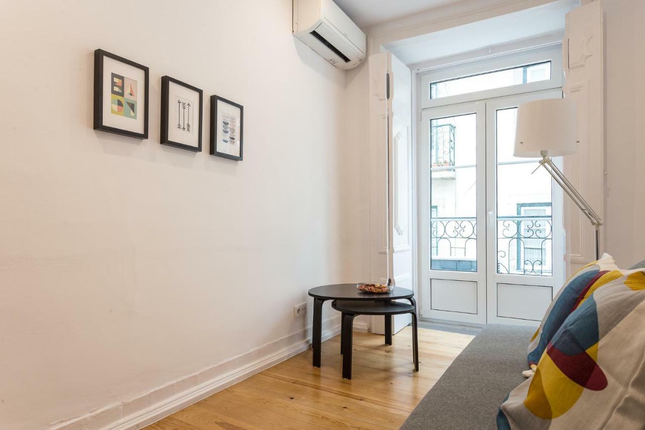Apartment Three Bedroom In Historical Centre -bairro Alto Lisbon