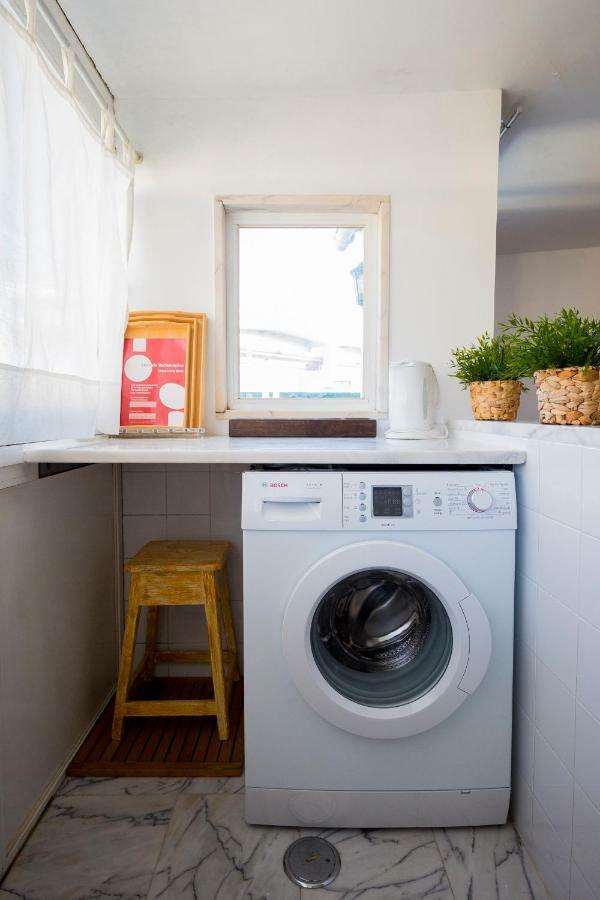 Quiet And Sunny Apartment *