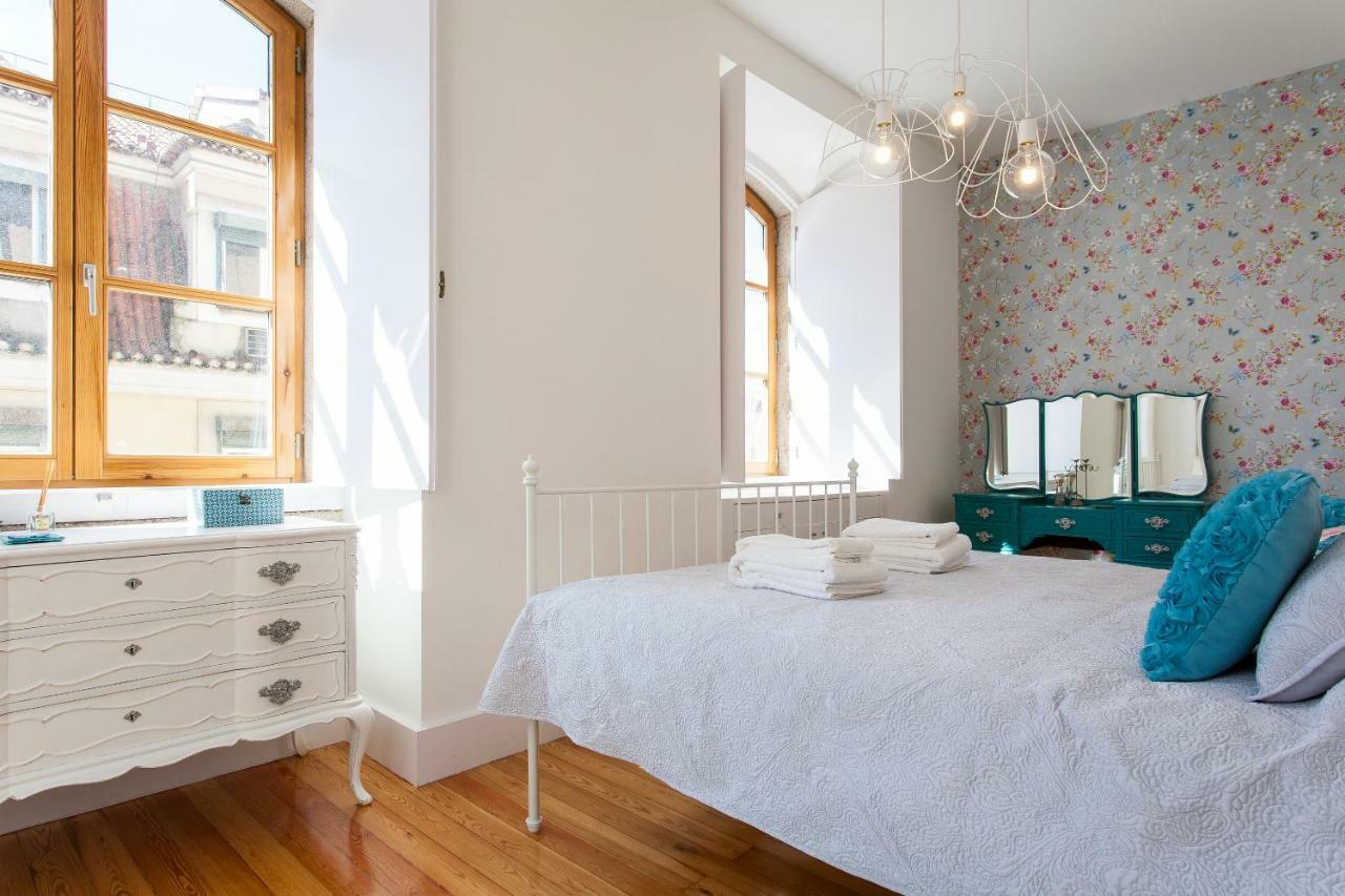 Apartment Chiado 4-bedroom Flat
