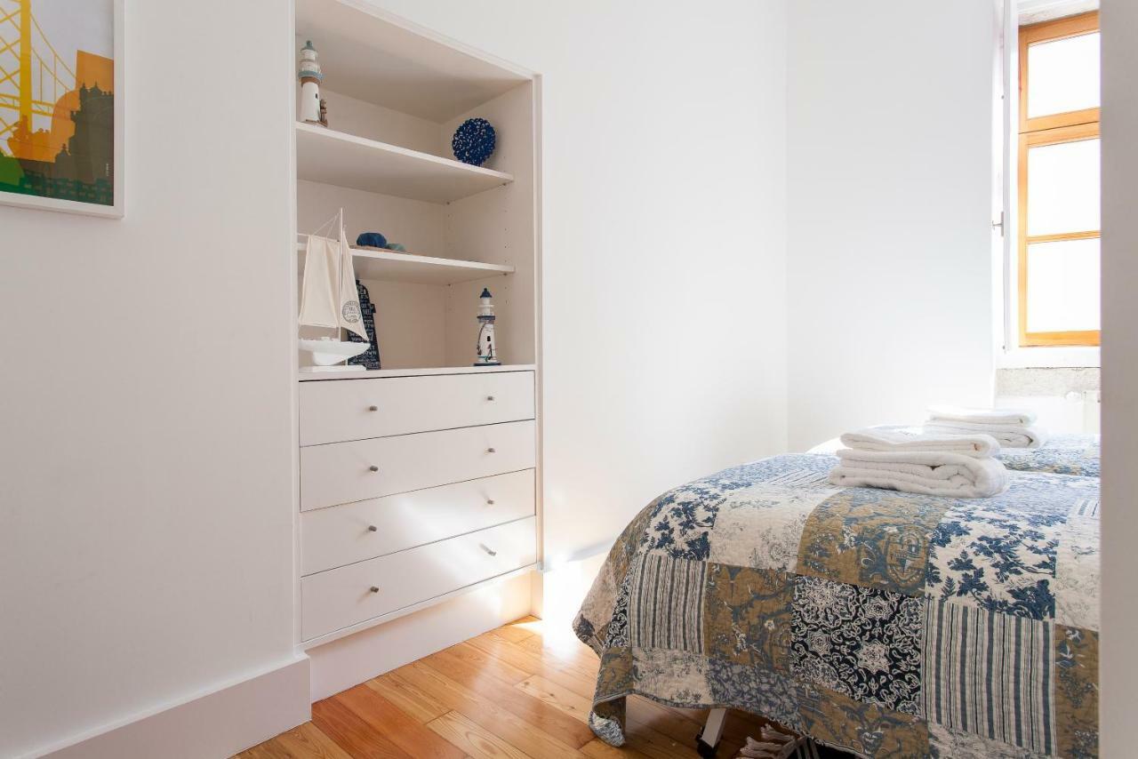 Chiado 4-bedroom Flat Apartment Lisbon