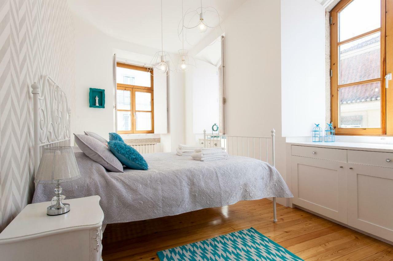 Apartment Chiado 4-bedroom Flat *