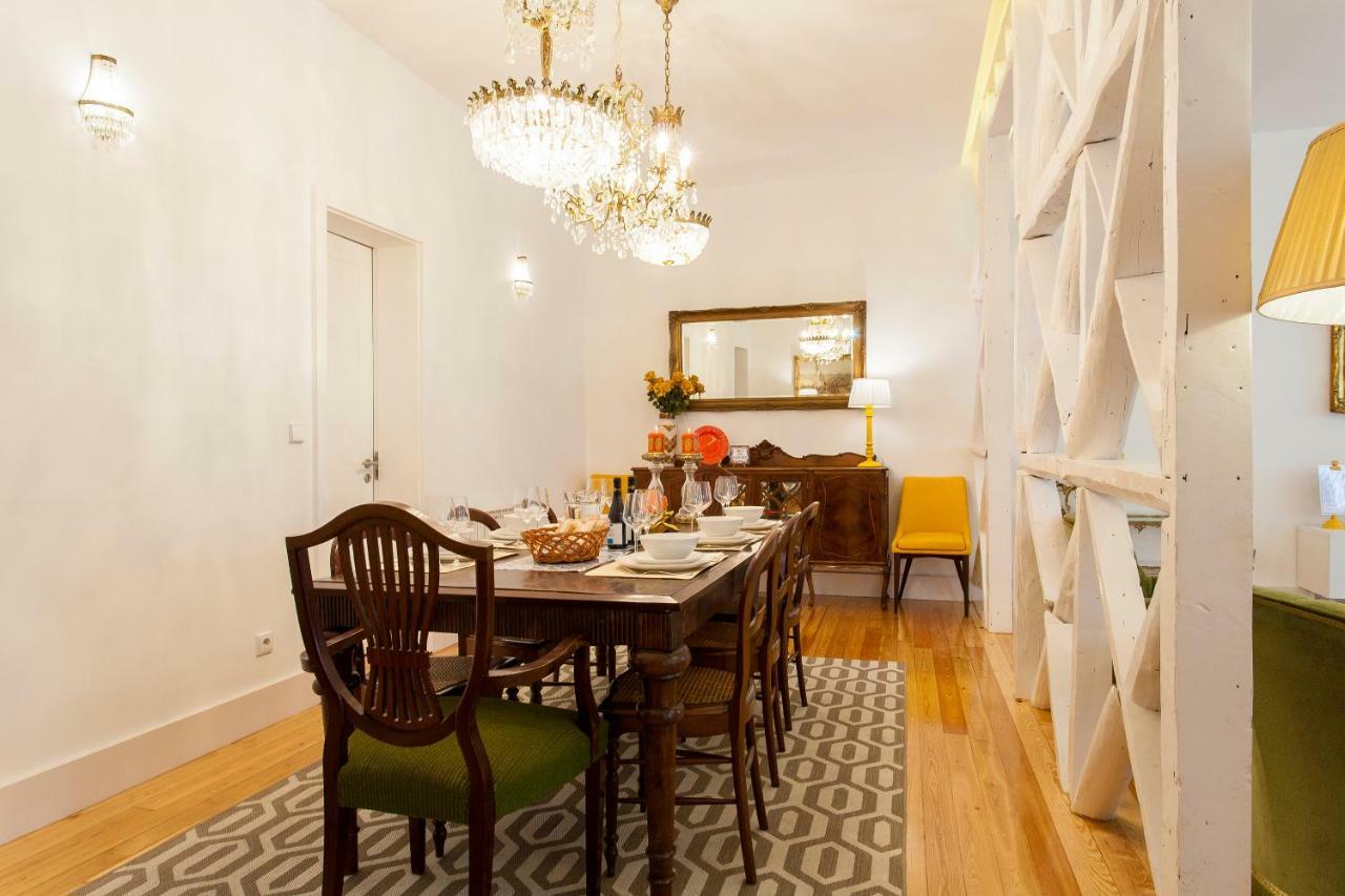 Chiado 4-bedroom Flat