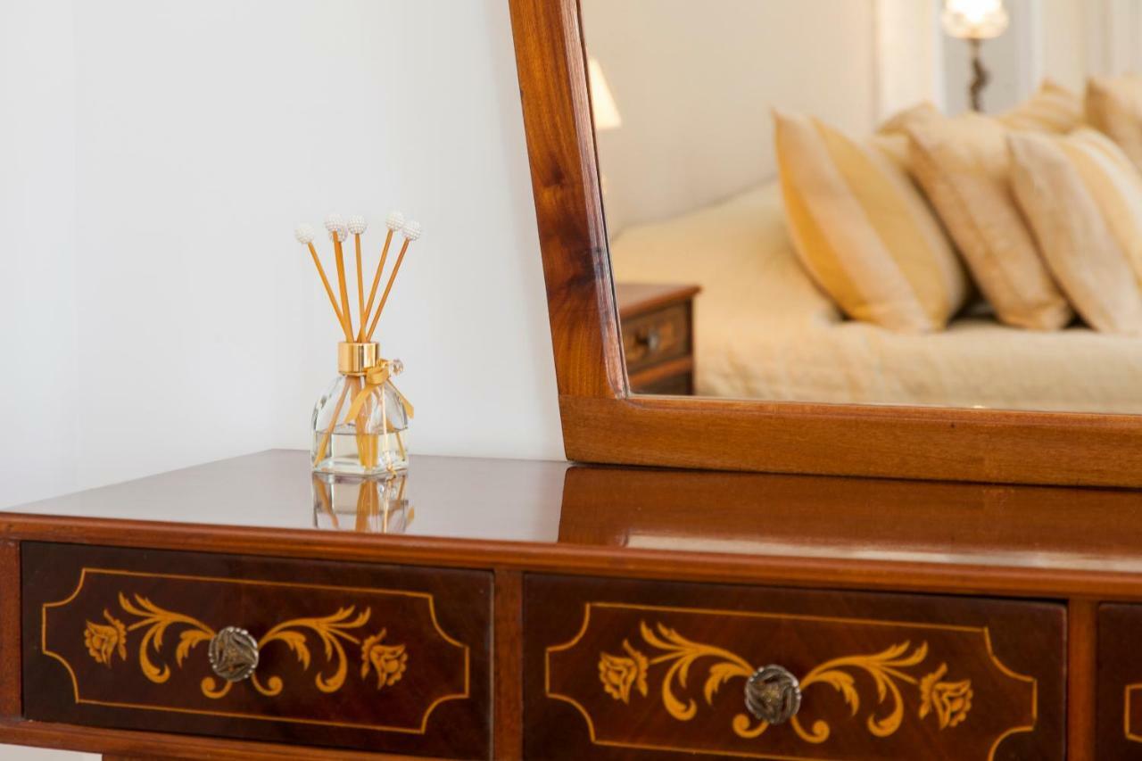 Chiado 4-bedroom Flat *
