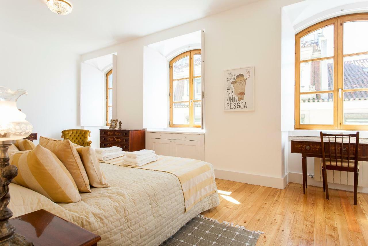 Apartment Chiado 4-bedroom Flat *