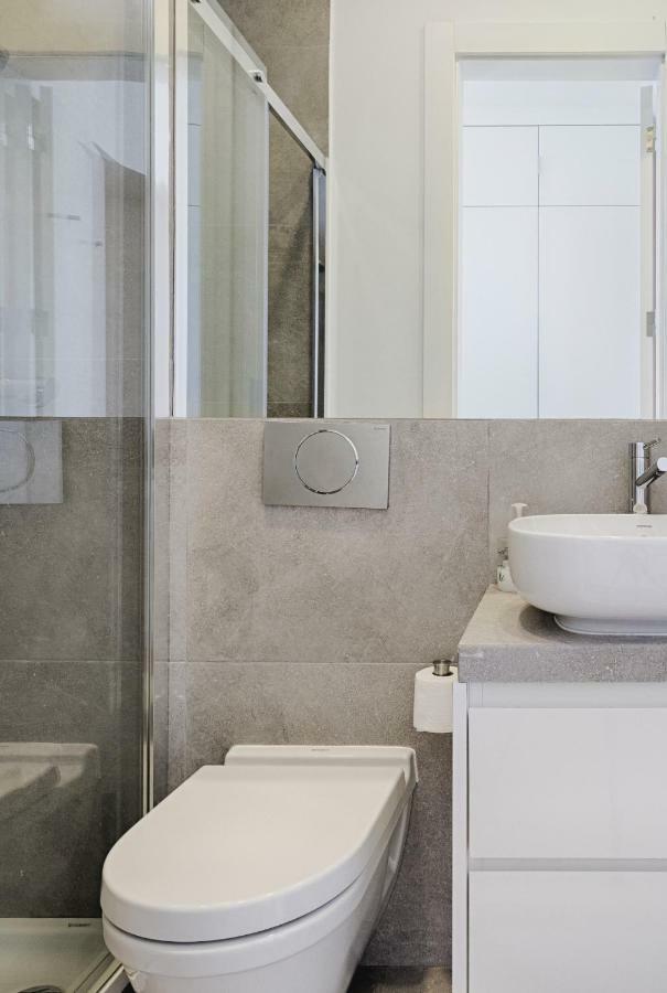 Apartment Center Garden Luxury Apartment Lisbon