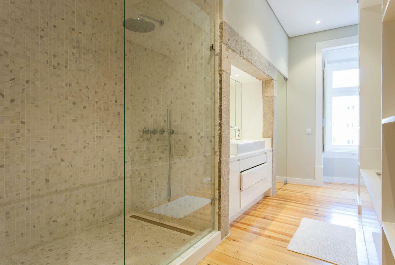 Joivy Deluxe 3br With Workspace By Figueira Sq And Rossio Subway Apartment *