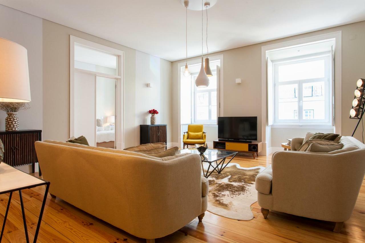Apartment Joivy Deluxe 3br With Workspace By Figueira Sq And Rossio Subway Lisbon