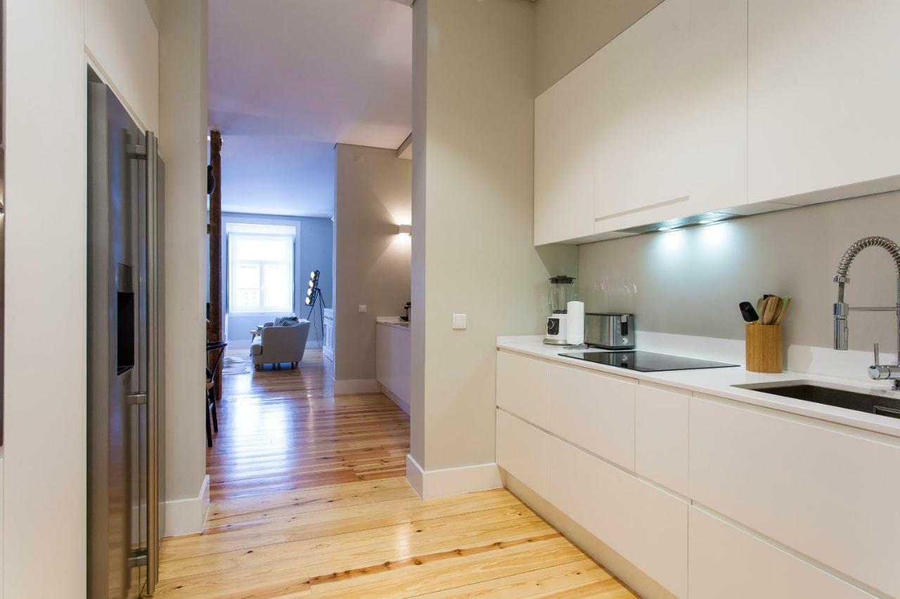 Joivy Deluxe 3br With Workspace By Figueira Sq And Rossio Subway Apartment Lisbon