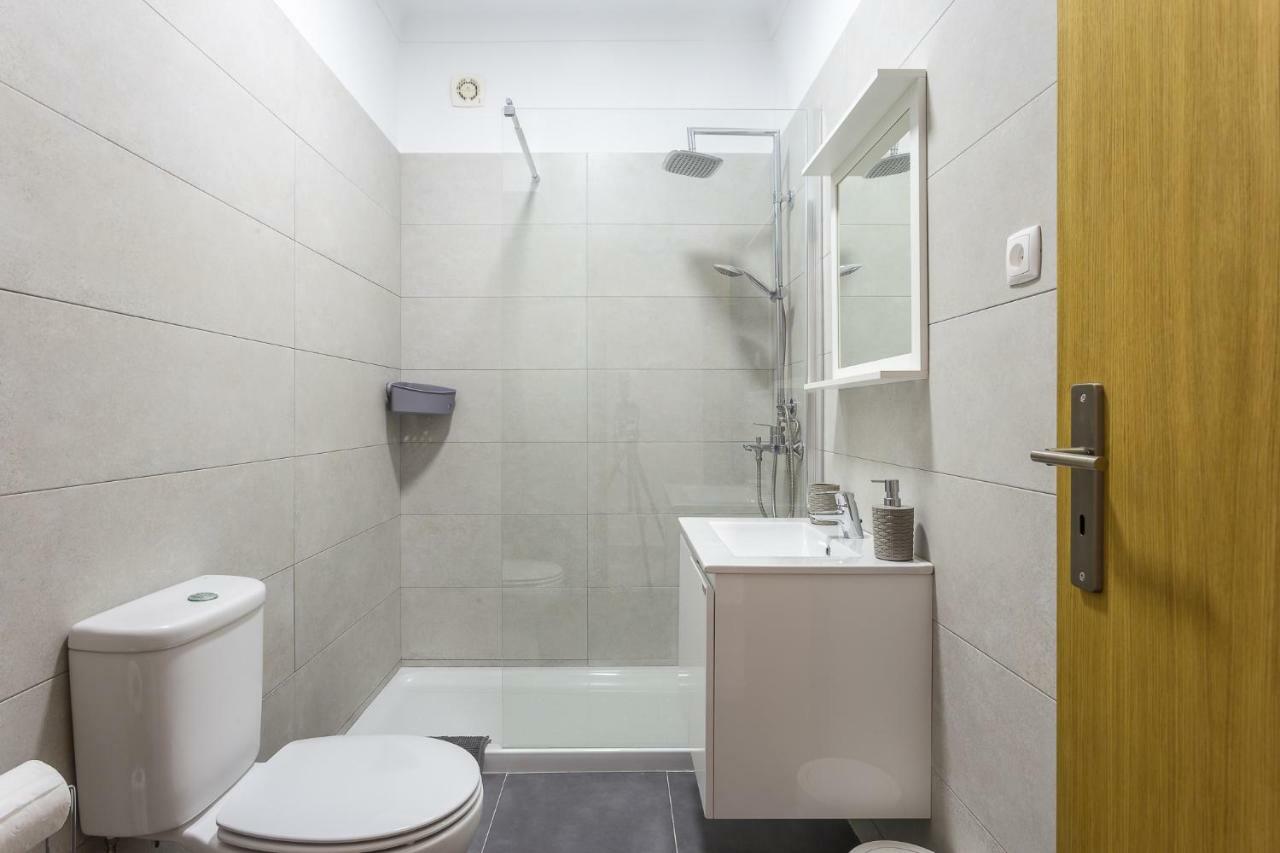 First House Apartment Lisbon