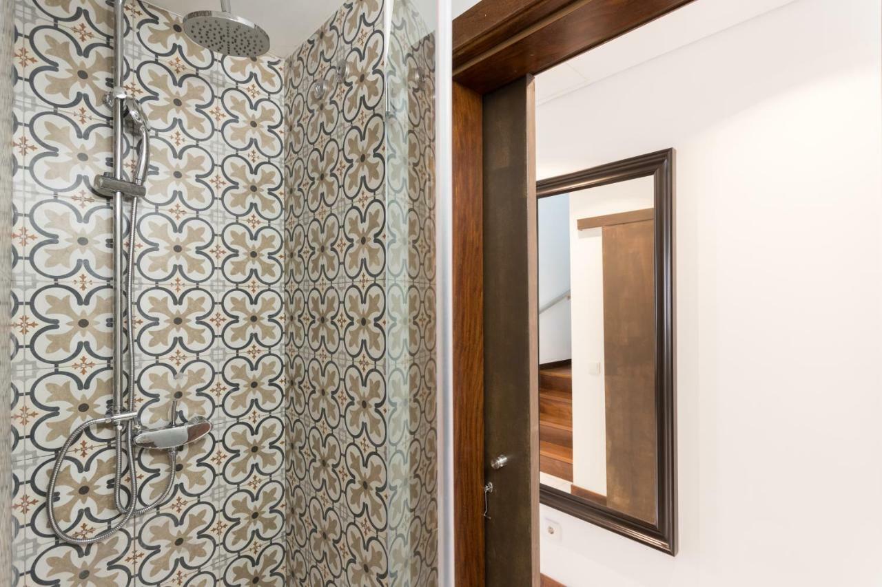 Rossio Penthouse Three-bedroom W/ River View And Parking - By Lu Holidays * Lisbon