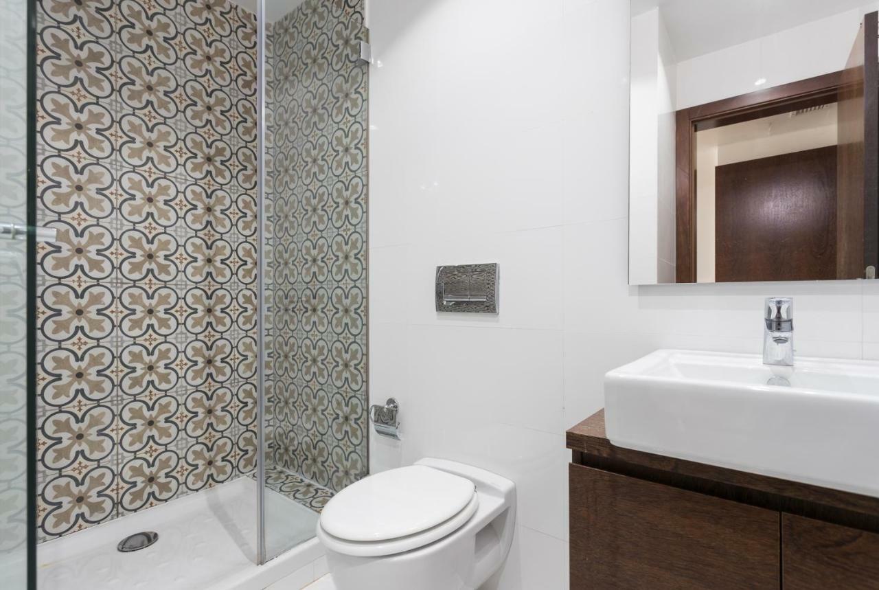 Rossio Penthouse Three-bedroom W/ River View And Parking - By Lu Holidays Lisbon