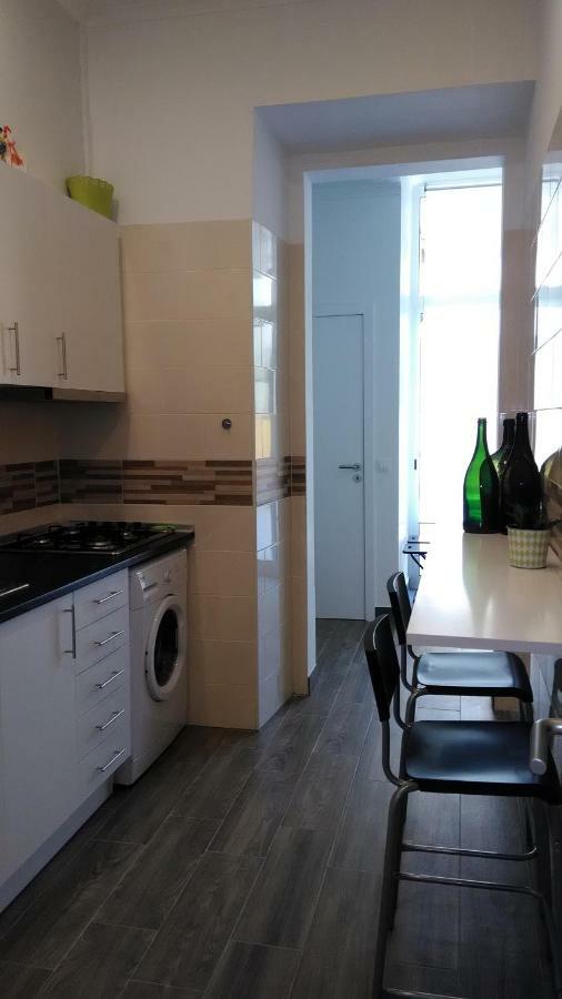 Apartament's Veiga Areeiro Casa de hóspedes *
