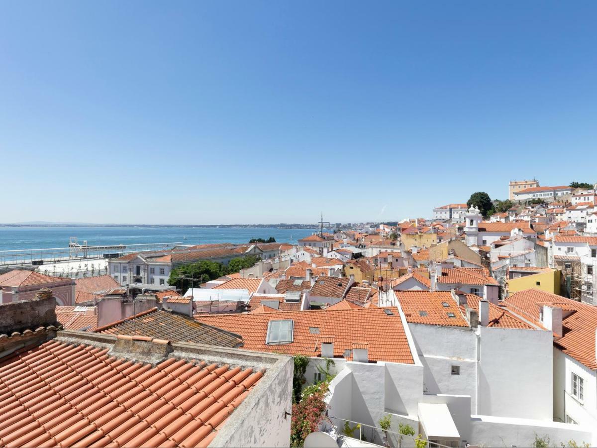 Alfama Street View Lisboa