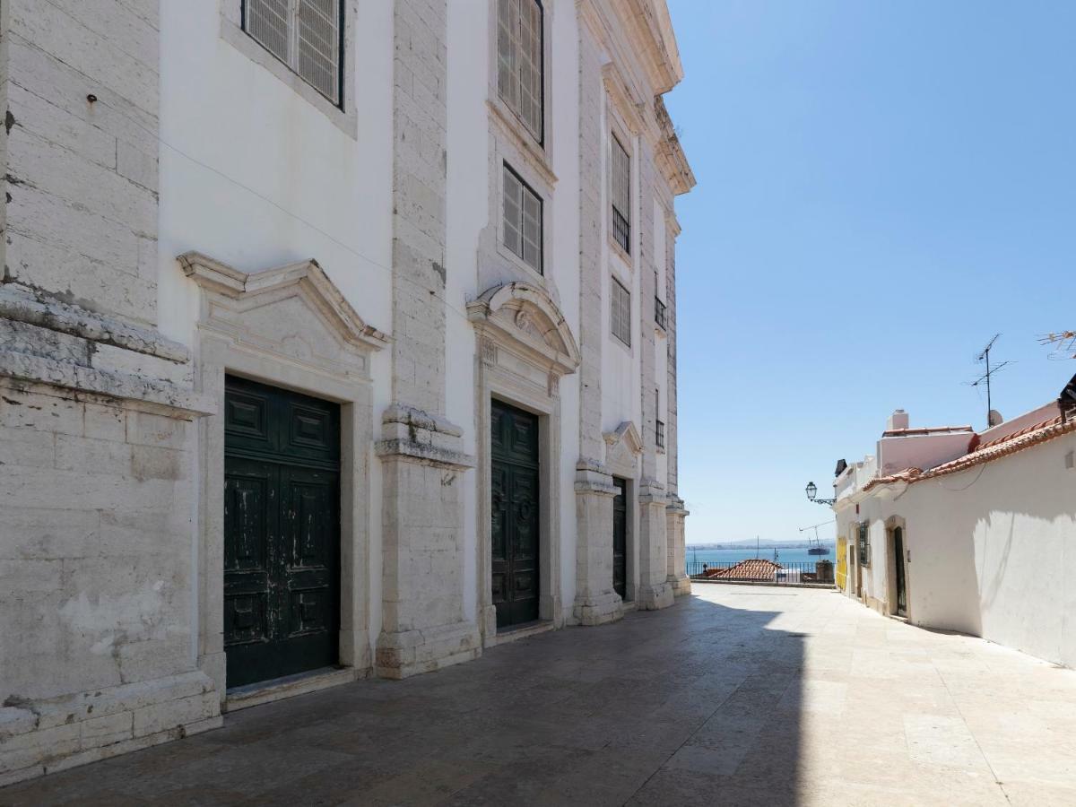 Alfama Street View Lisboa