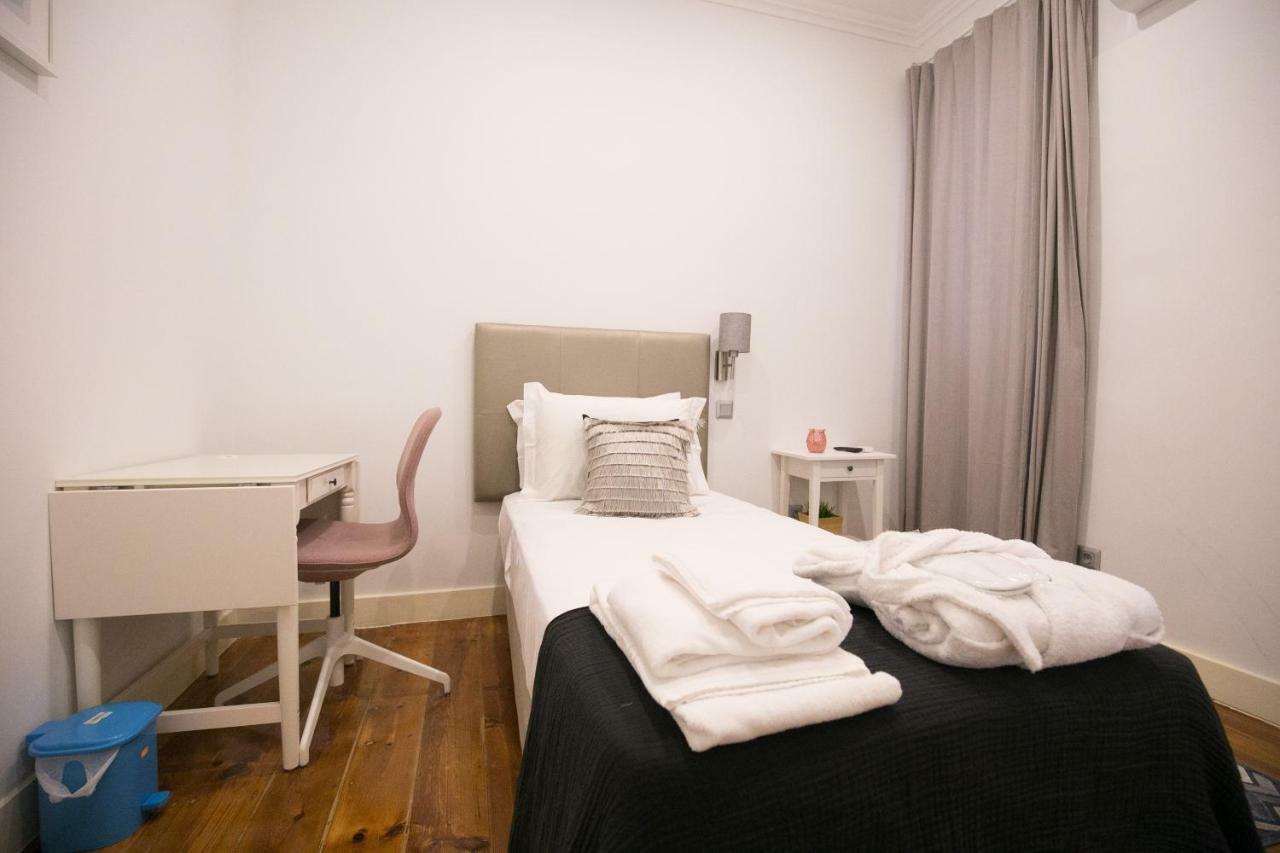 Quarto em Acomodações Particulares Rua Luciano Cordeiro Bhuiyan Family Host