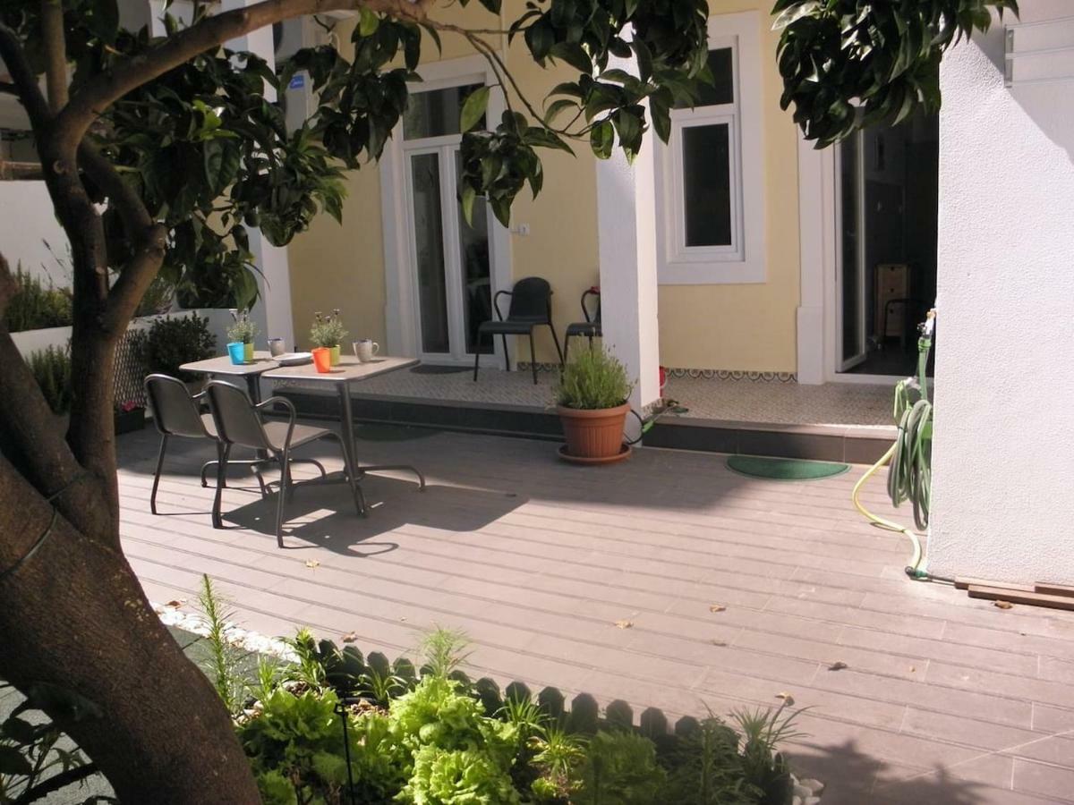 Sunny Orange Garden In * Lisboa