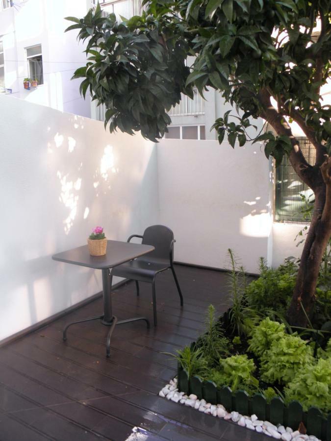 Sunny Orange Garden In Apartamento *