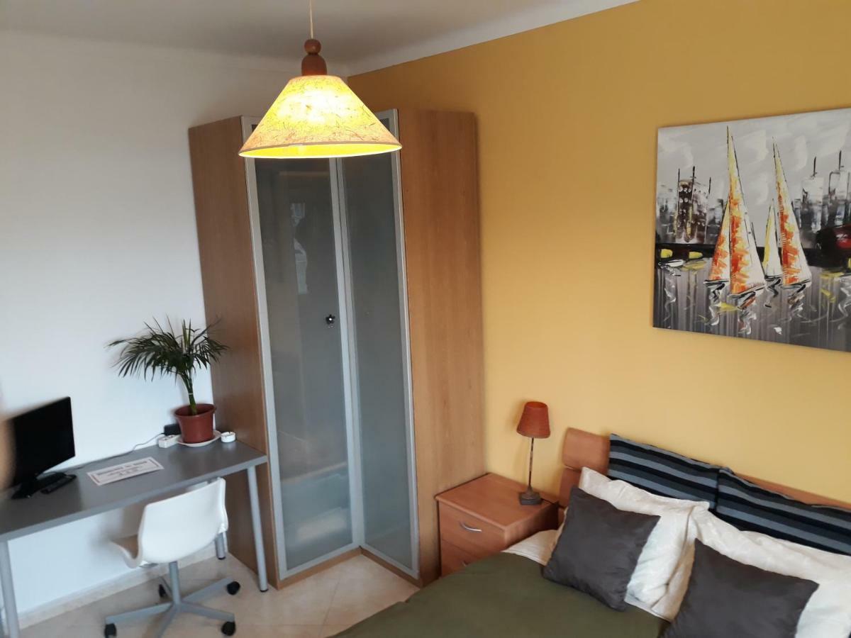 Homestay Moscavide Nº 1 M1 Lisbon