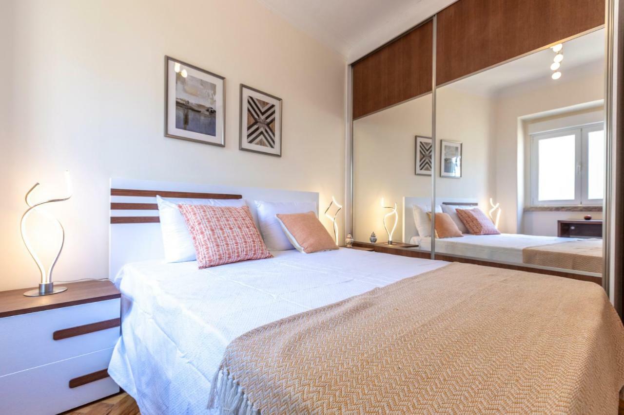Like-home-t3 Apt-campolide, Near Amoreiras Mall Lisbon