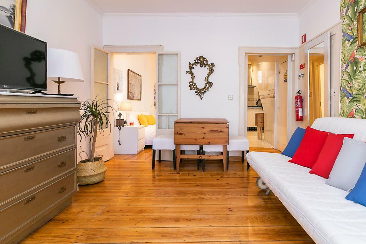 Romantic El Corte Ingles Apartment