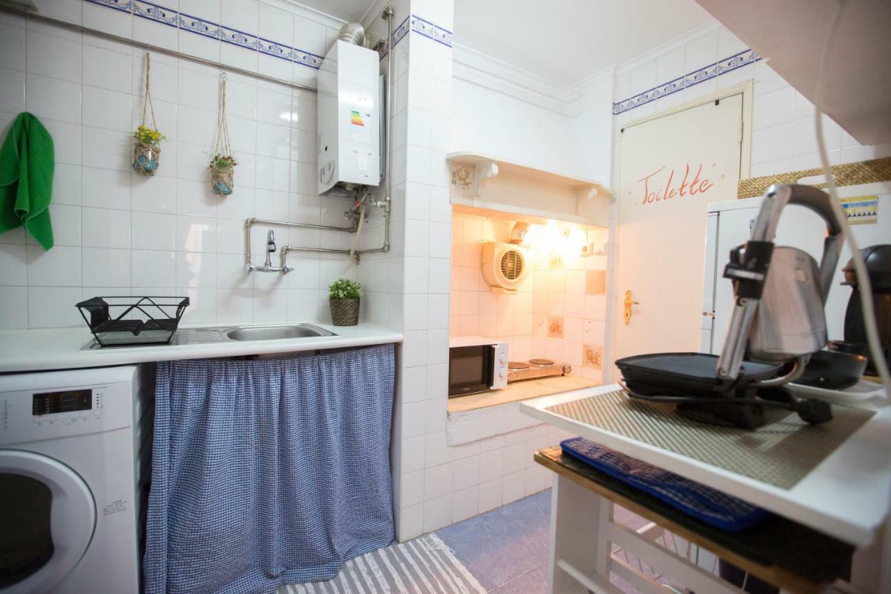 Crooked House Alfama Apartment Lisbon
