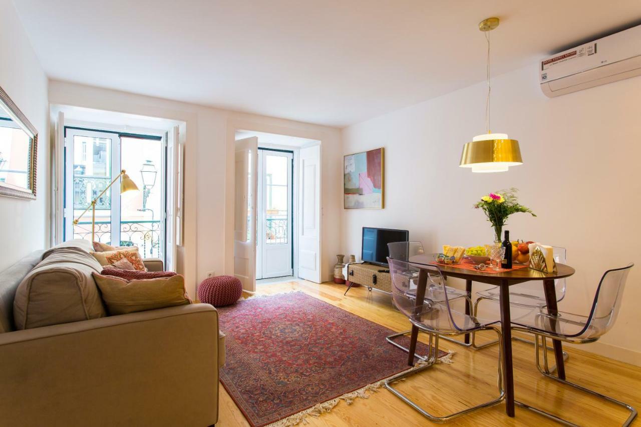 Apartment Brand New Bairro Alto Old Style Lisbon