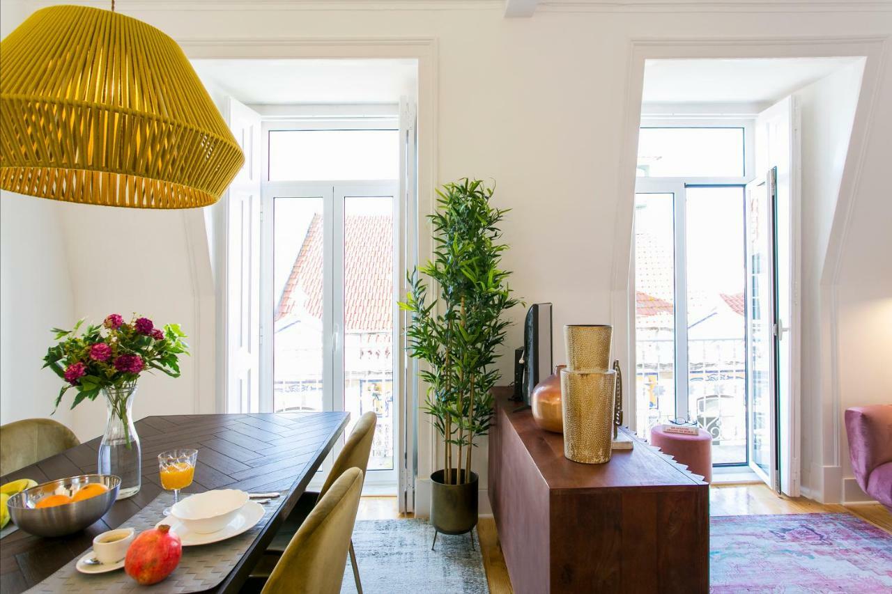 2 Beautiful Upscale Flat Embracing Tejo! Apartment Lisbon