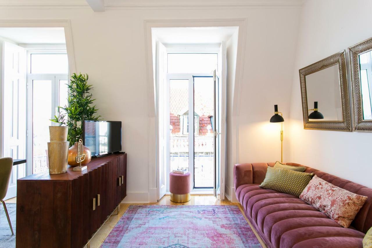 2 Beautiful Upscale Flat Embracing Tejo! Apartment Lisbon
