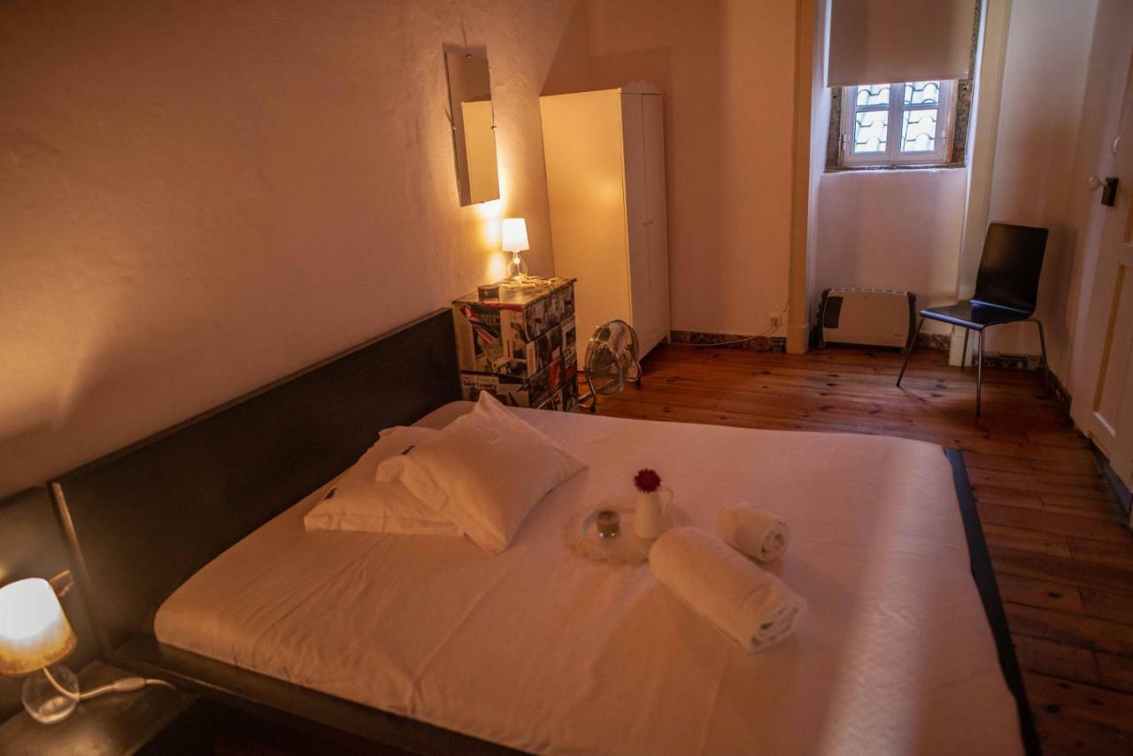 The Blue House - Lively Bairro Alto Apartment Lisbon