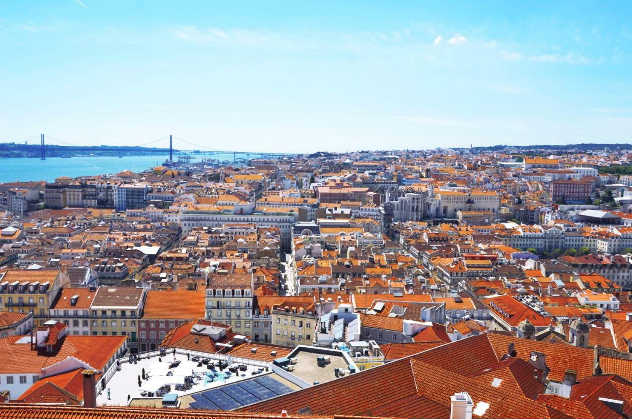 Apartment Sweethome At Alfama's Heart Lisbon