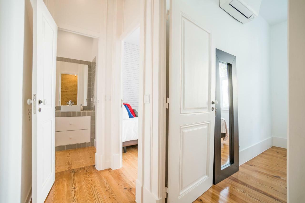 Joivy Gorgeous 3br With Balcony Nearby Time Out Market Apartment Lisbon