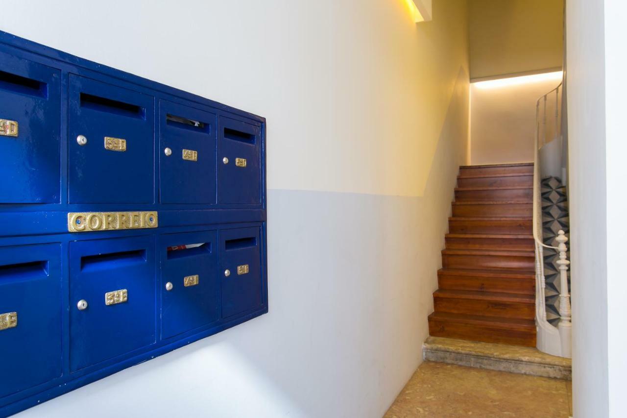 Joivy Gorgeous 3br With Balcony Nearby Time Out Market * Lisbon
