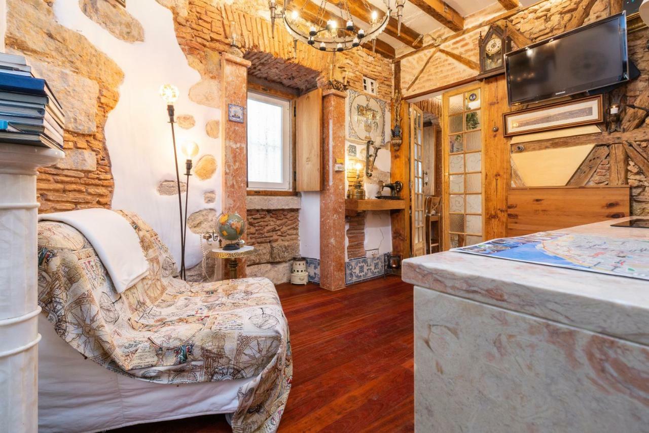Romantic Medieval Apartamento Lisboa